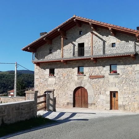Casa Rural Juangoxenea Ihaben Exterior foto